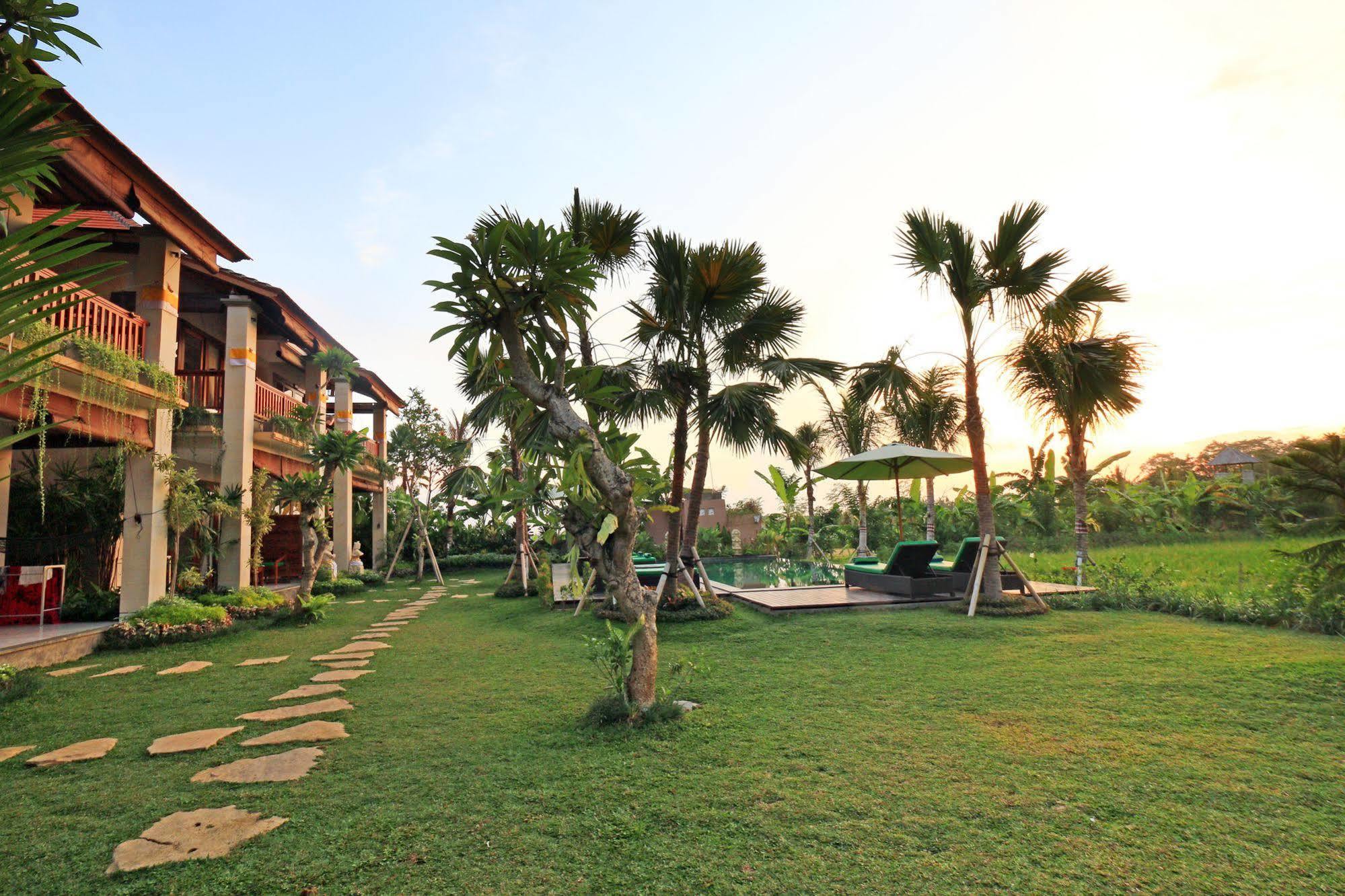 Ubud Tropical Garden Exterior photo